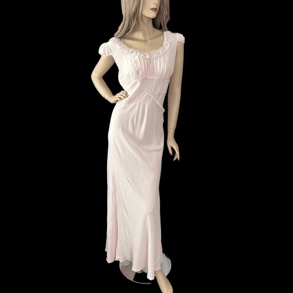 1940s Vintage Pink Rayon Maxi Nightgown - Coquette Goddess Glow Size L - Picture 1 of 11